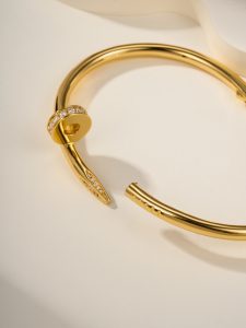 Jewelry - view 9