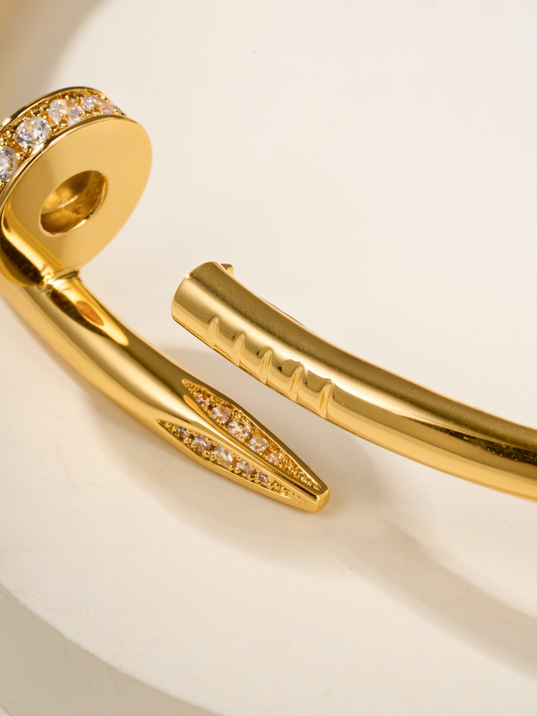 Jewelry - view 10