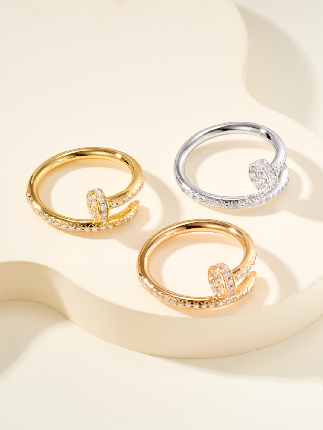 Jewelry - view 1