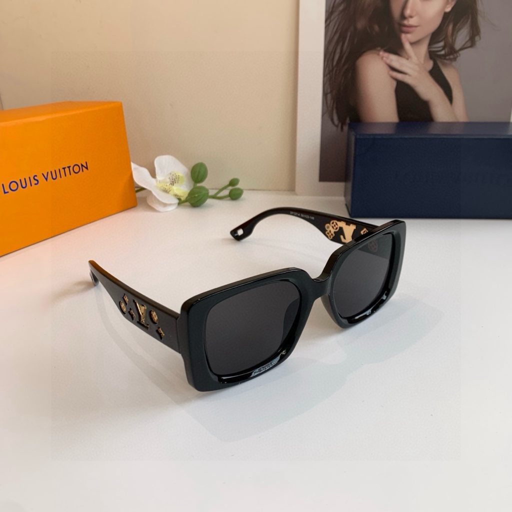 Louis Vuitton Sunglasses - view 1
