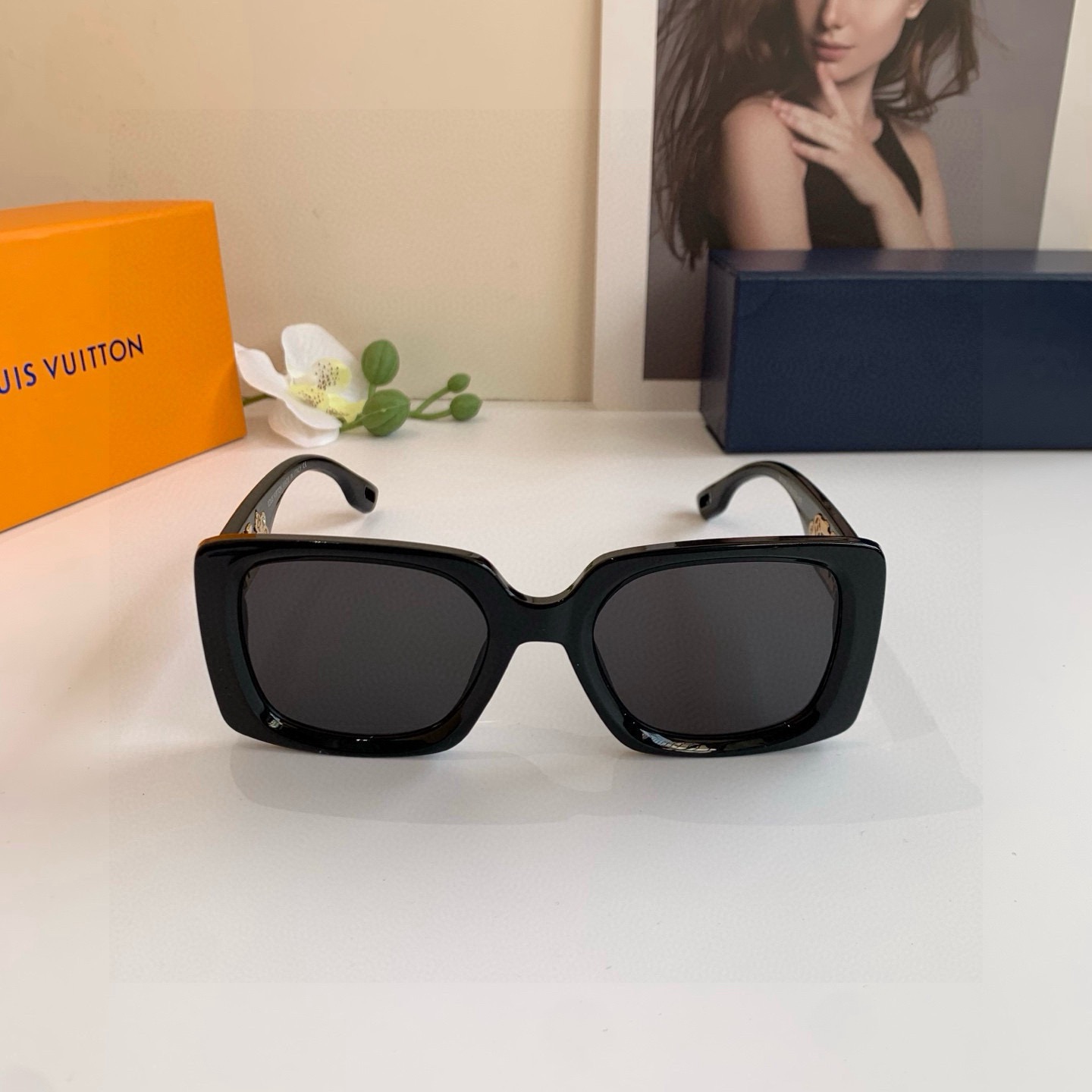 Louis Vuitton Sunglasses - view 5
