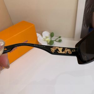 Louis Vuitton Sunglasses - view 6