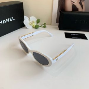 Sunglasses - view 3