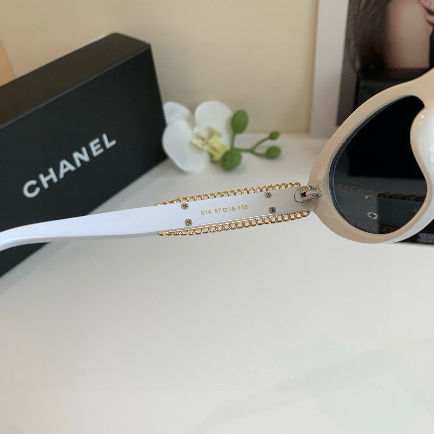 Sunglasses - view 8