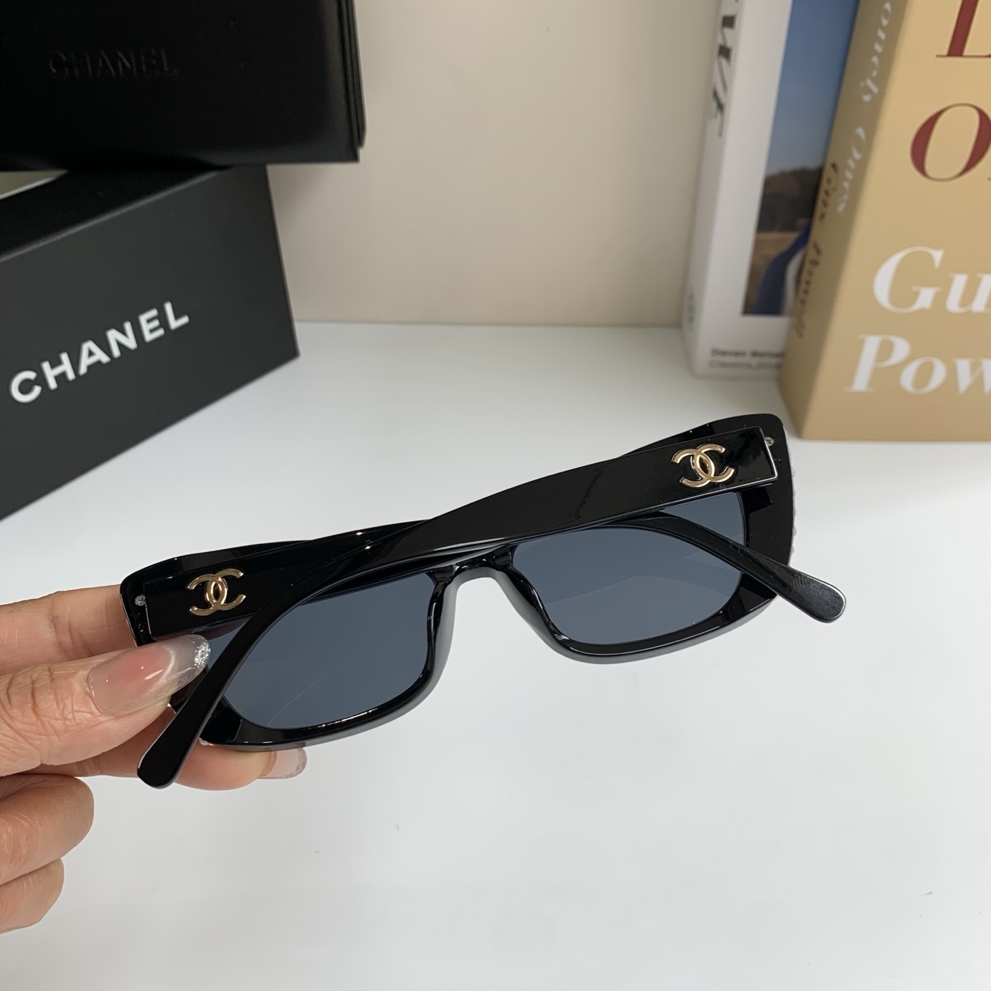 Sunglasses - view 9