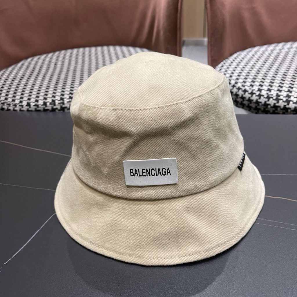 Balenciaga Bucket Hat - view 1