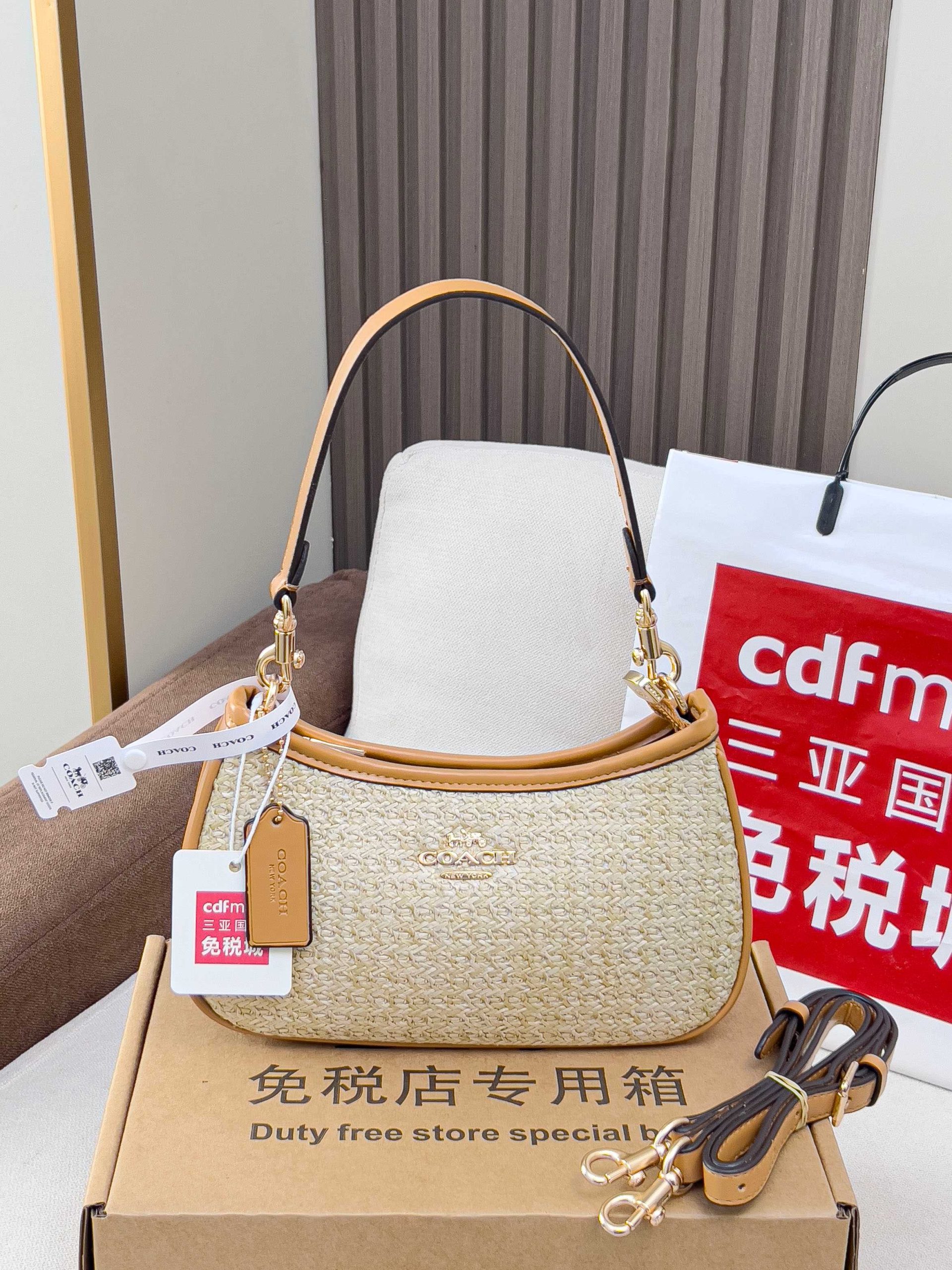 Coach Shoulder Bag - view 4