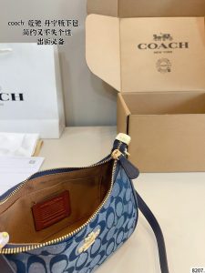 Coach Shoulder Bag - view 9