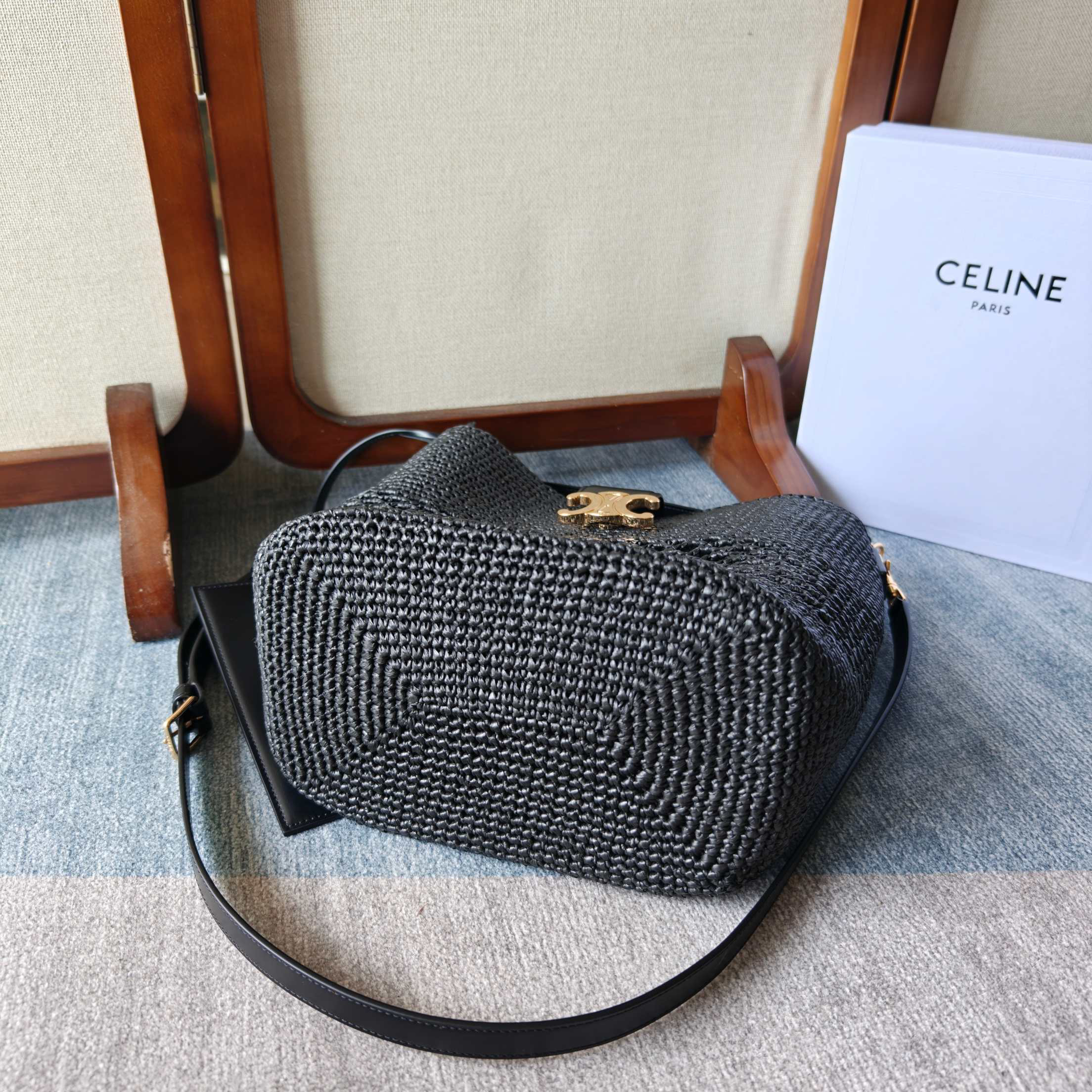Bucket Bag - view 4