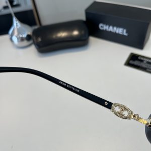 Sunglasses - view 10