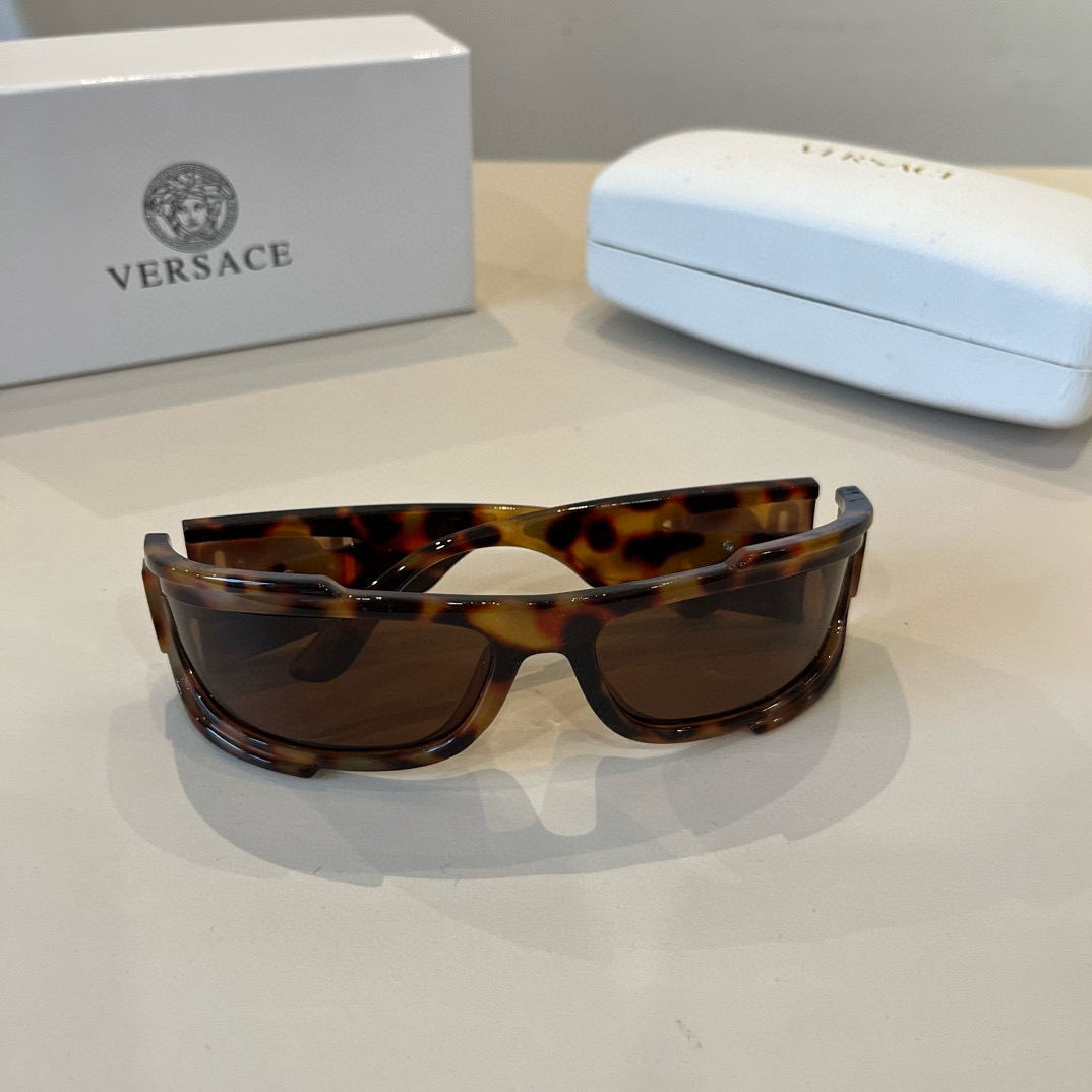 Sunglasses - view 7