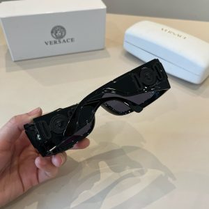 Sunglasses - view 7