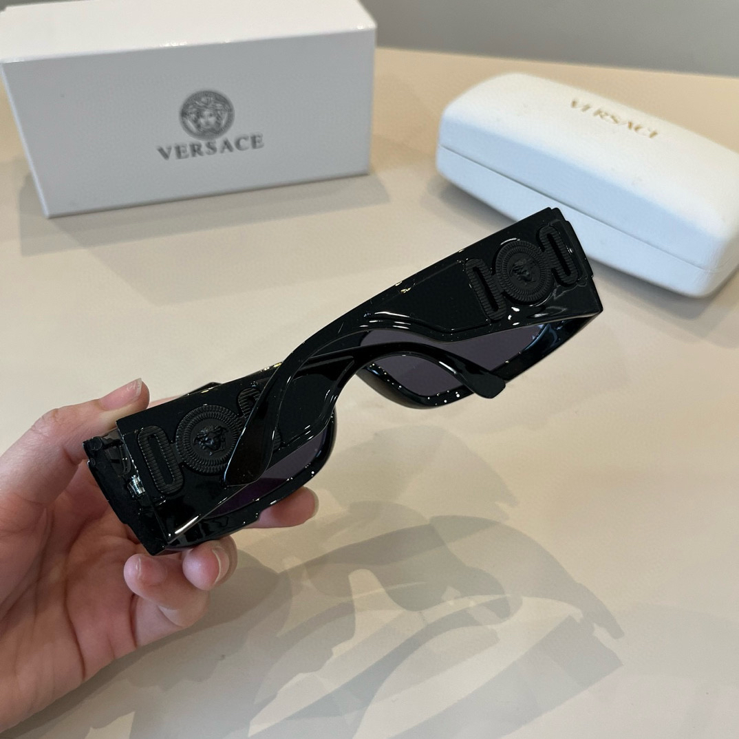 Sunglasses - view 7