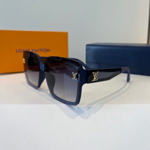 Sunglasses - view 3
