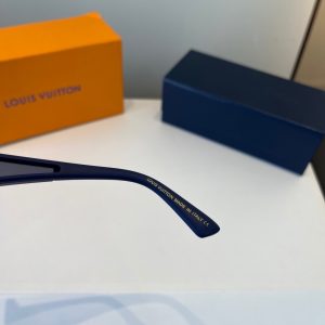 Sunglasses - view 5