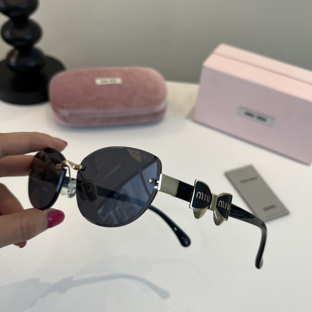 Miu Miu Sunglasses - view 4