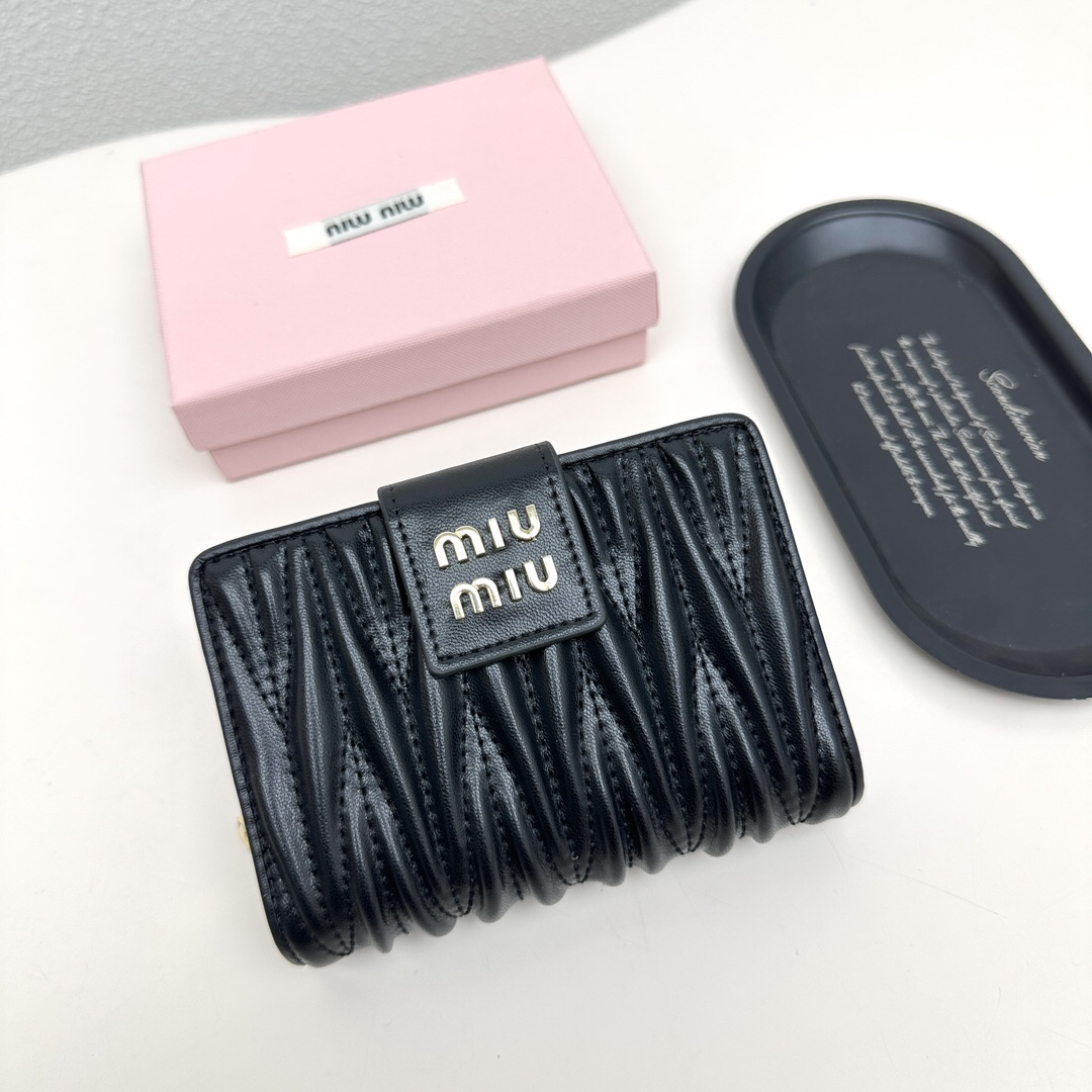 Miu Miu Wallet - view 1