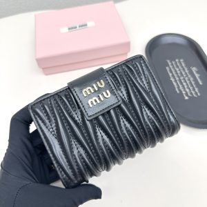 Miu Miu Wallet - view 4