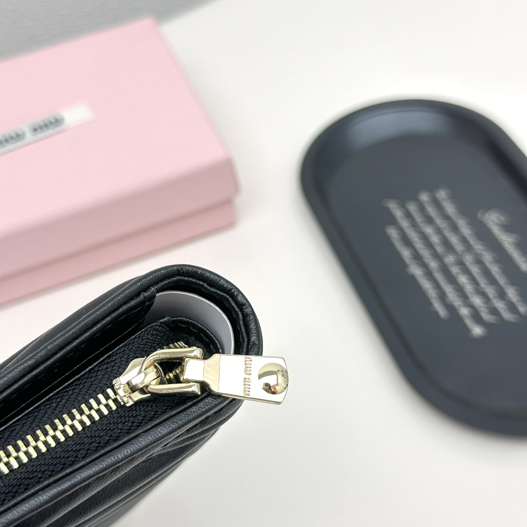 Miu Miu Wallet - view 7