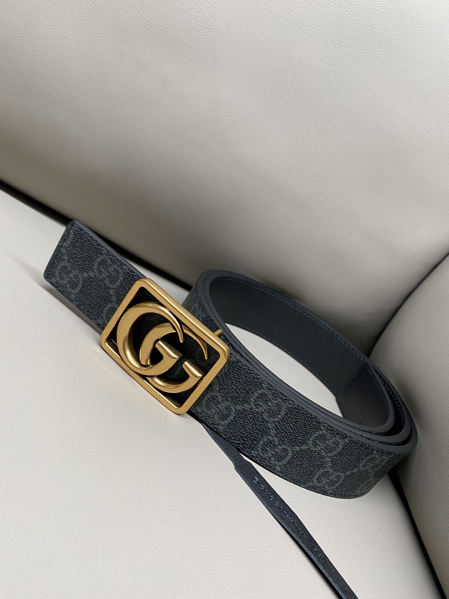Belt - view 1