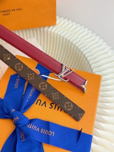 Louis Vuitton Belt - view 2