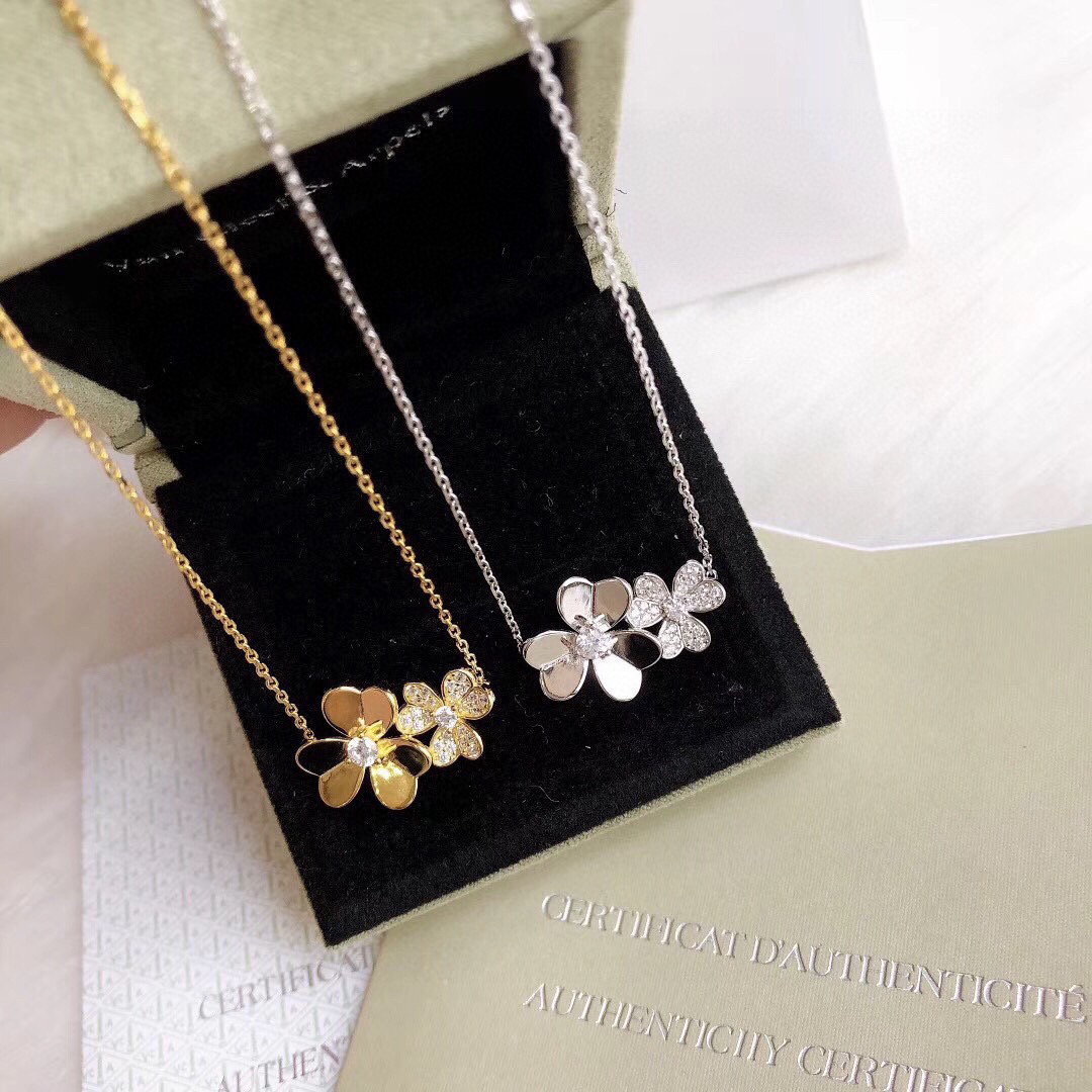 Van Cleef & Arpels Necklace - view 8