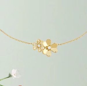 Van Cleef & Arpels Necklace - view 9
