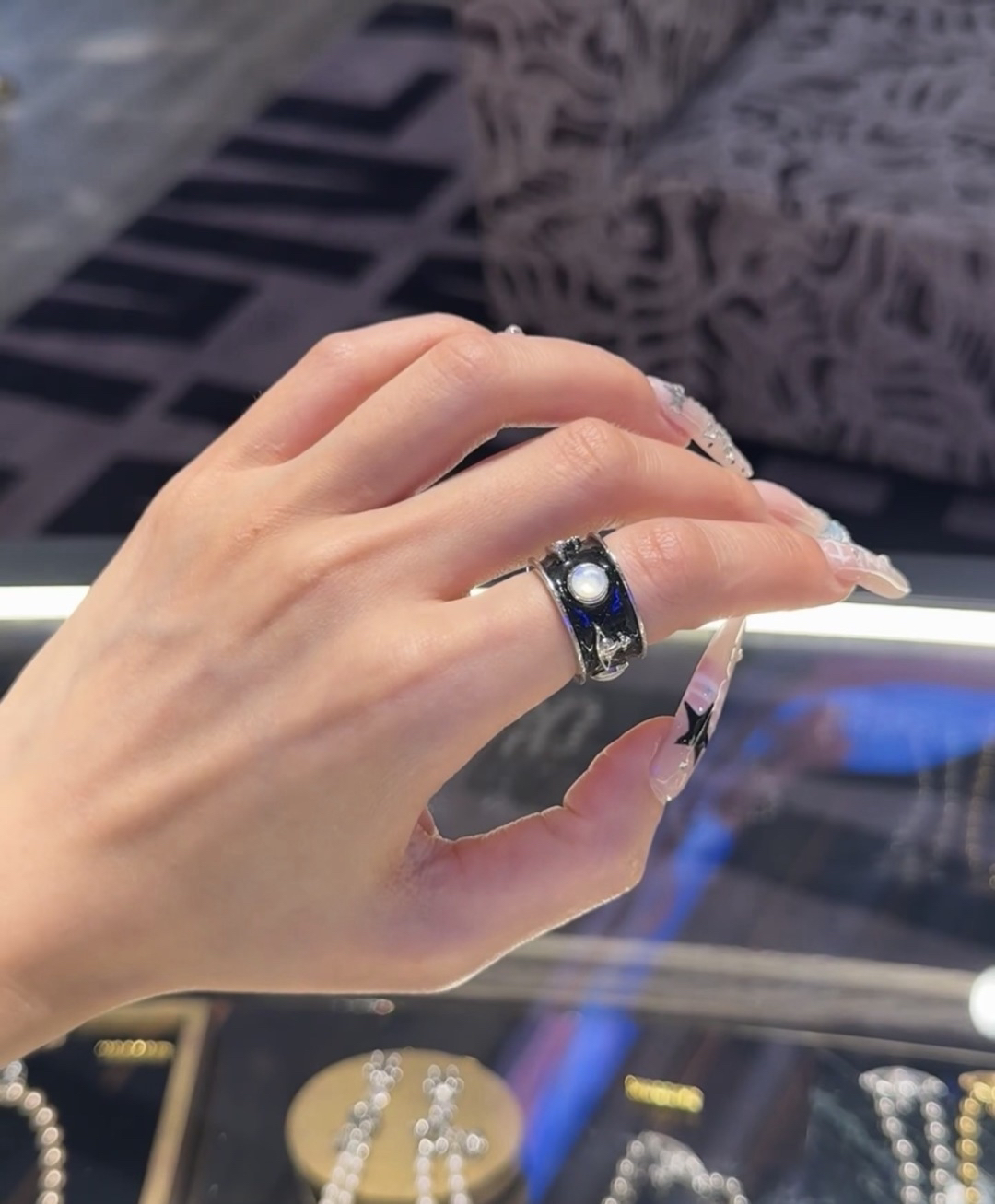 Vivienne Westwood Ring - view 4