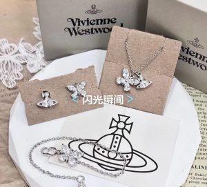 Vivienne Westwood Earrings - view 5