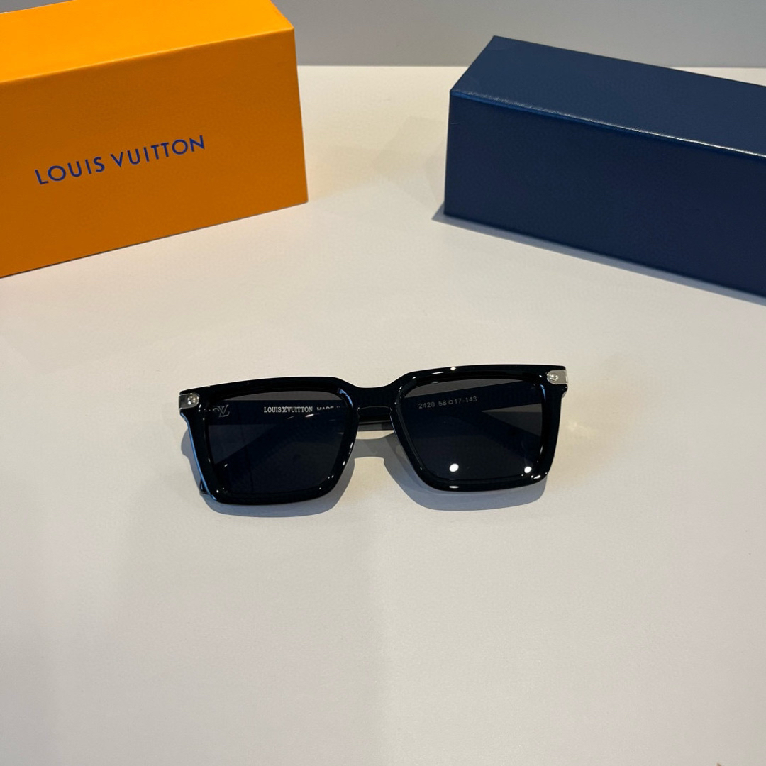 Louis Vuitton Sunglasses - view 5