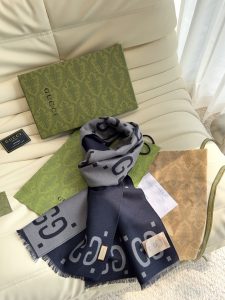Gucci Scarf - view 7