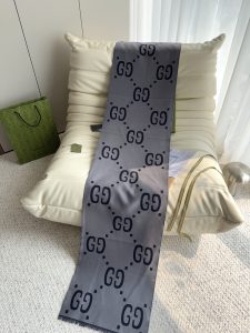 Gucci Scarf - view 8