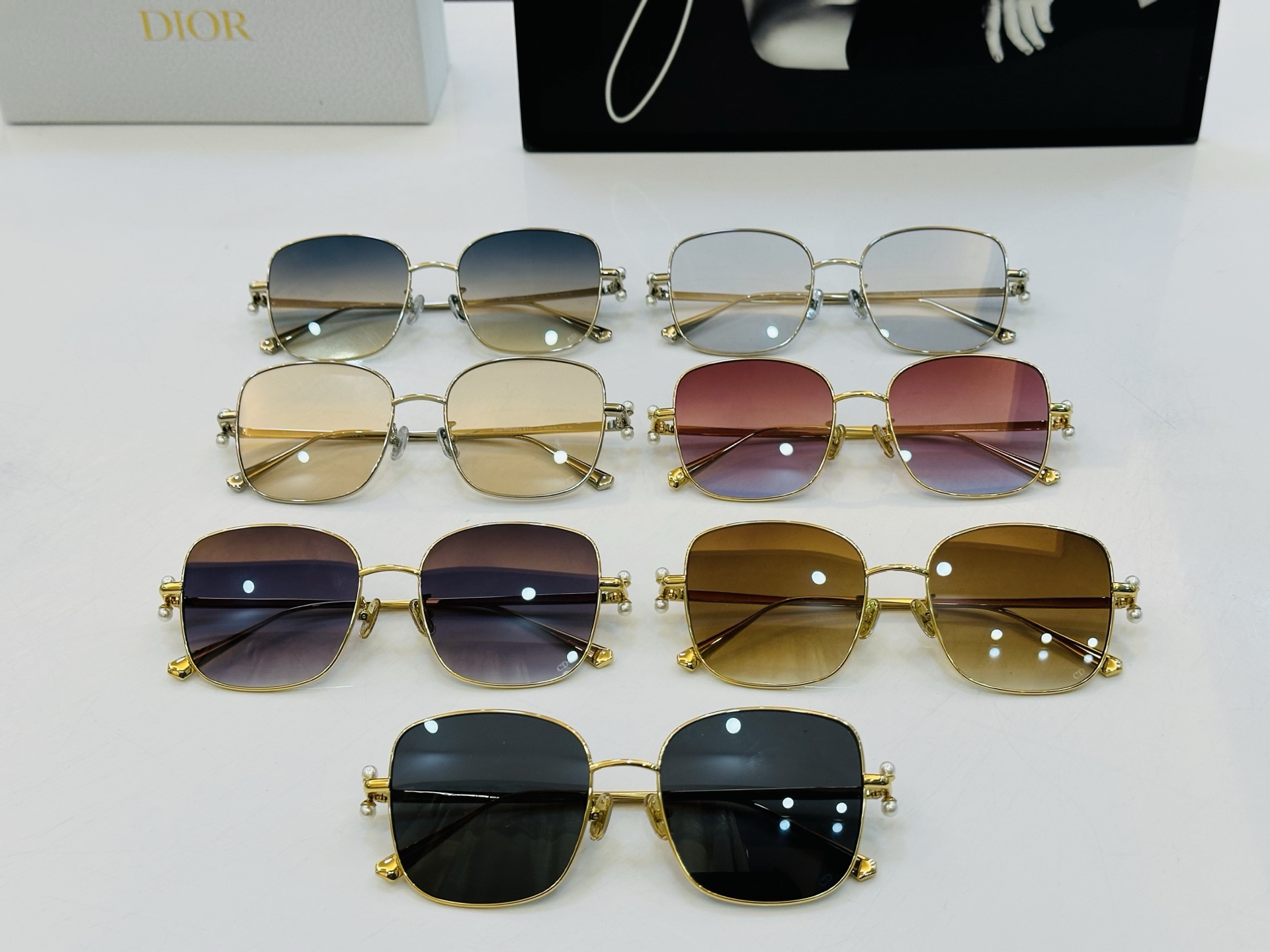 Sunglasses - view 9