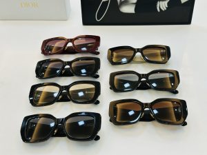 Sunglasses - view 9