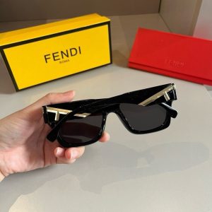 Fendi Sunglasses - view 5