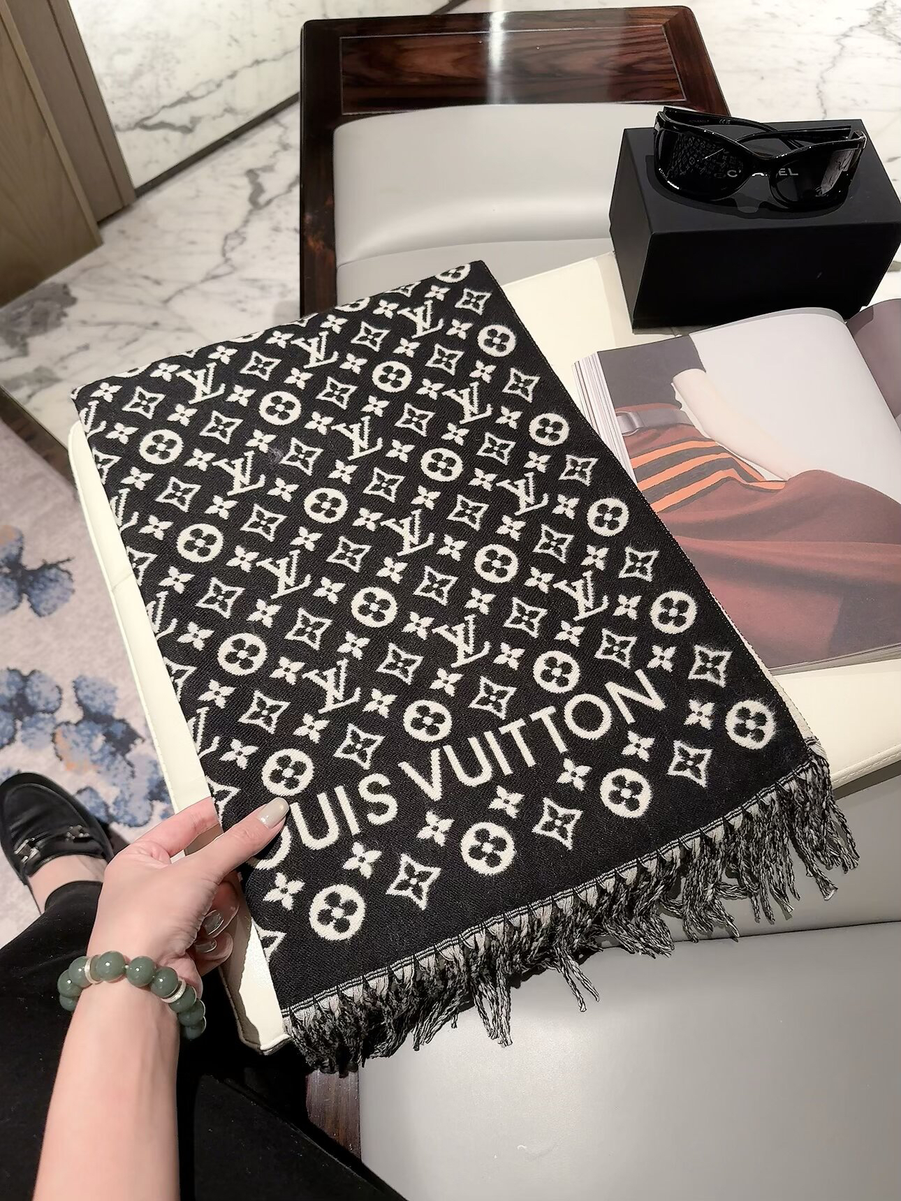 Louis Vuitton Scarf - view 3