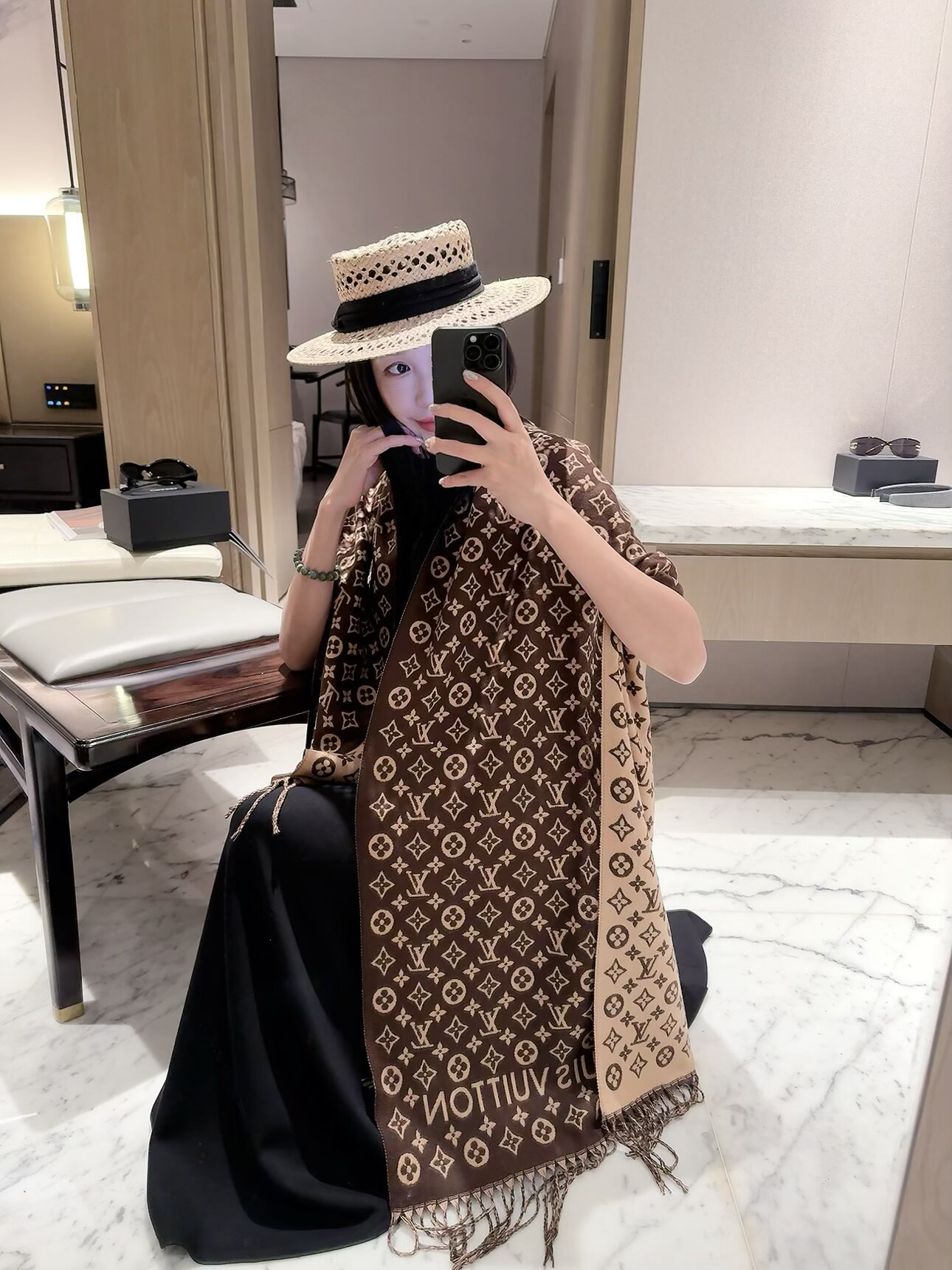 Louis Vuitton Scarf - view 5