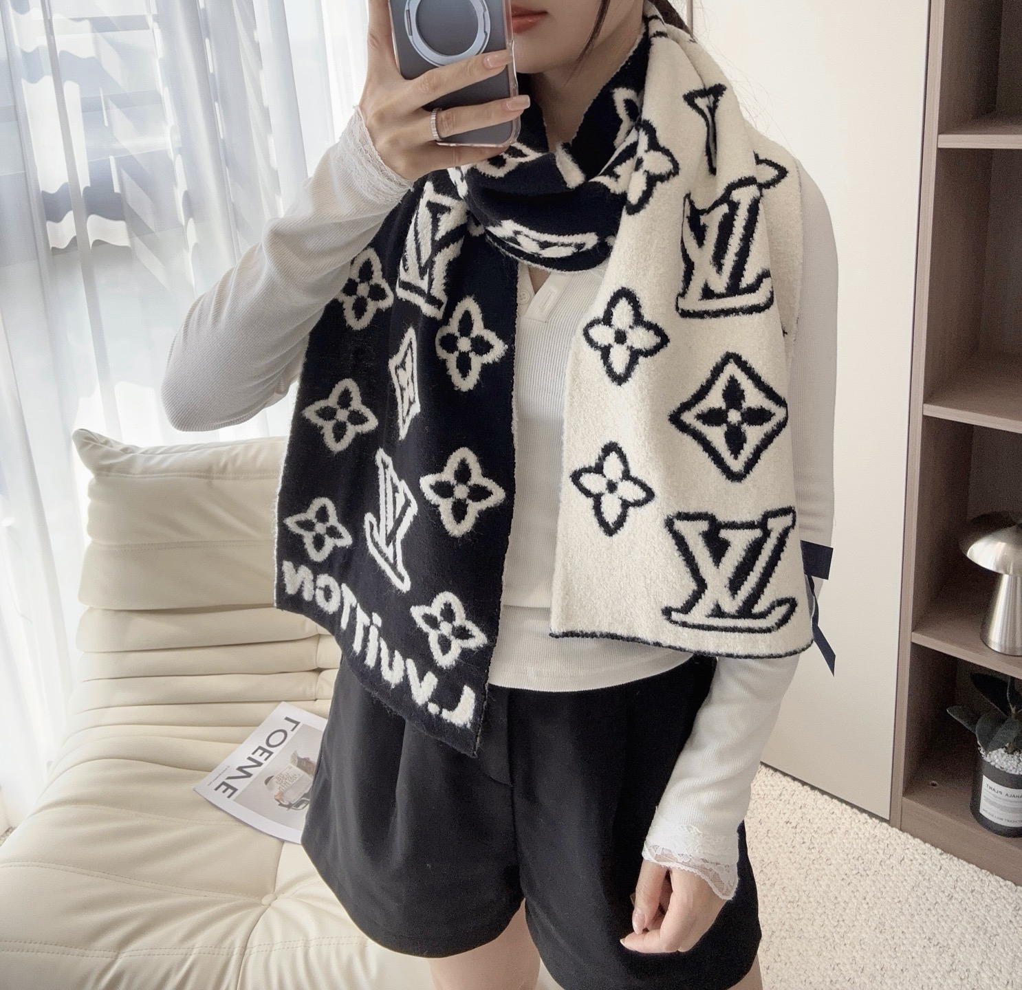 Louis Vuitton Scarf - view 1
