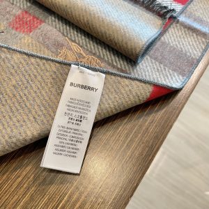 Burberry Scarf - view 9