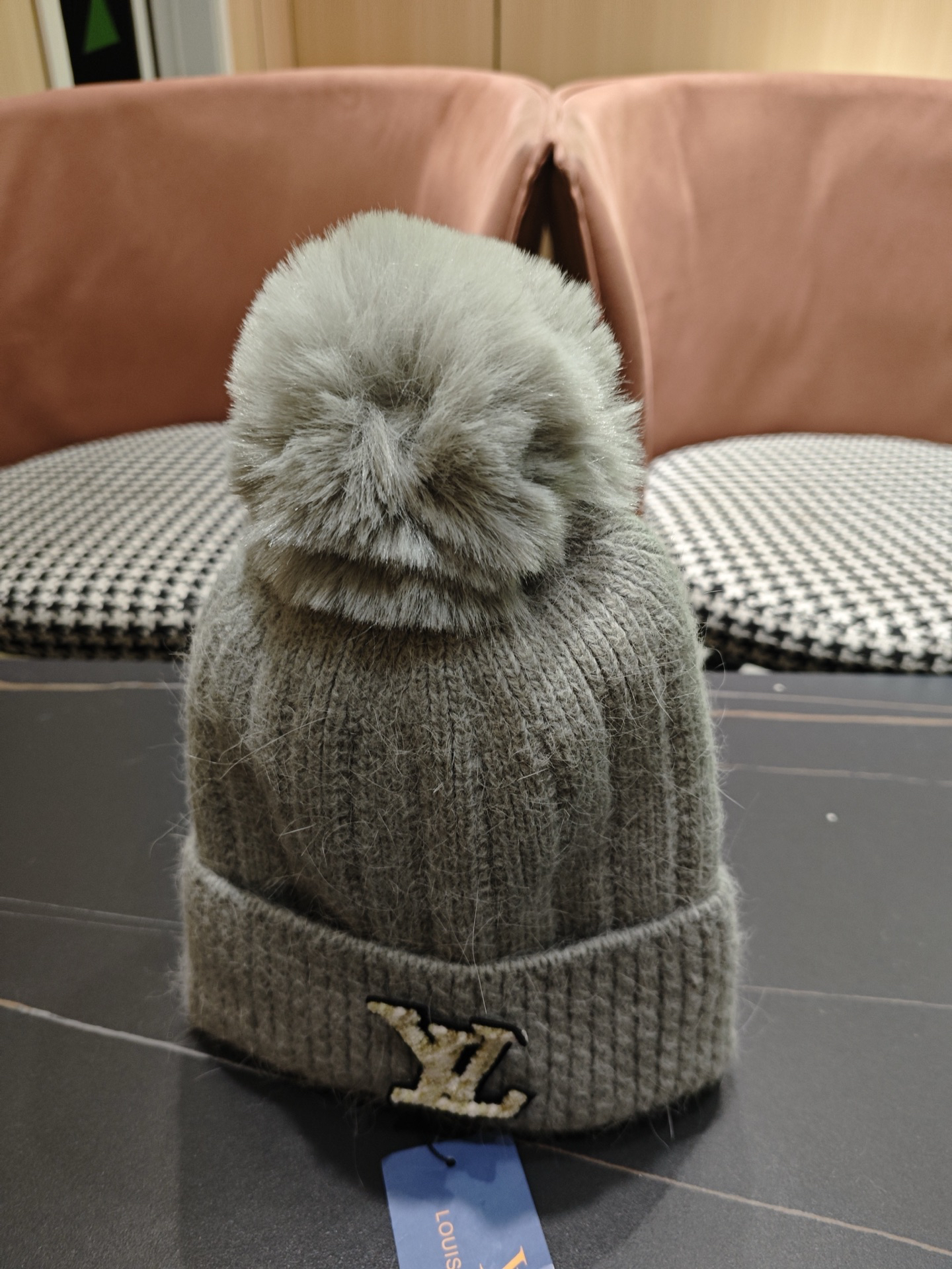 Louis Vuitton Hat - view 7