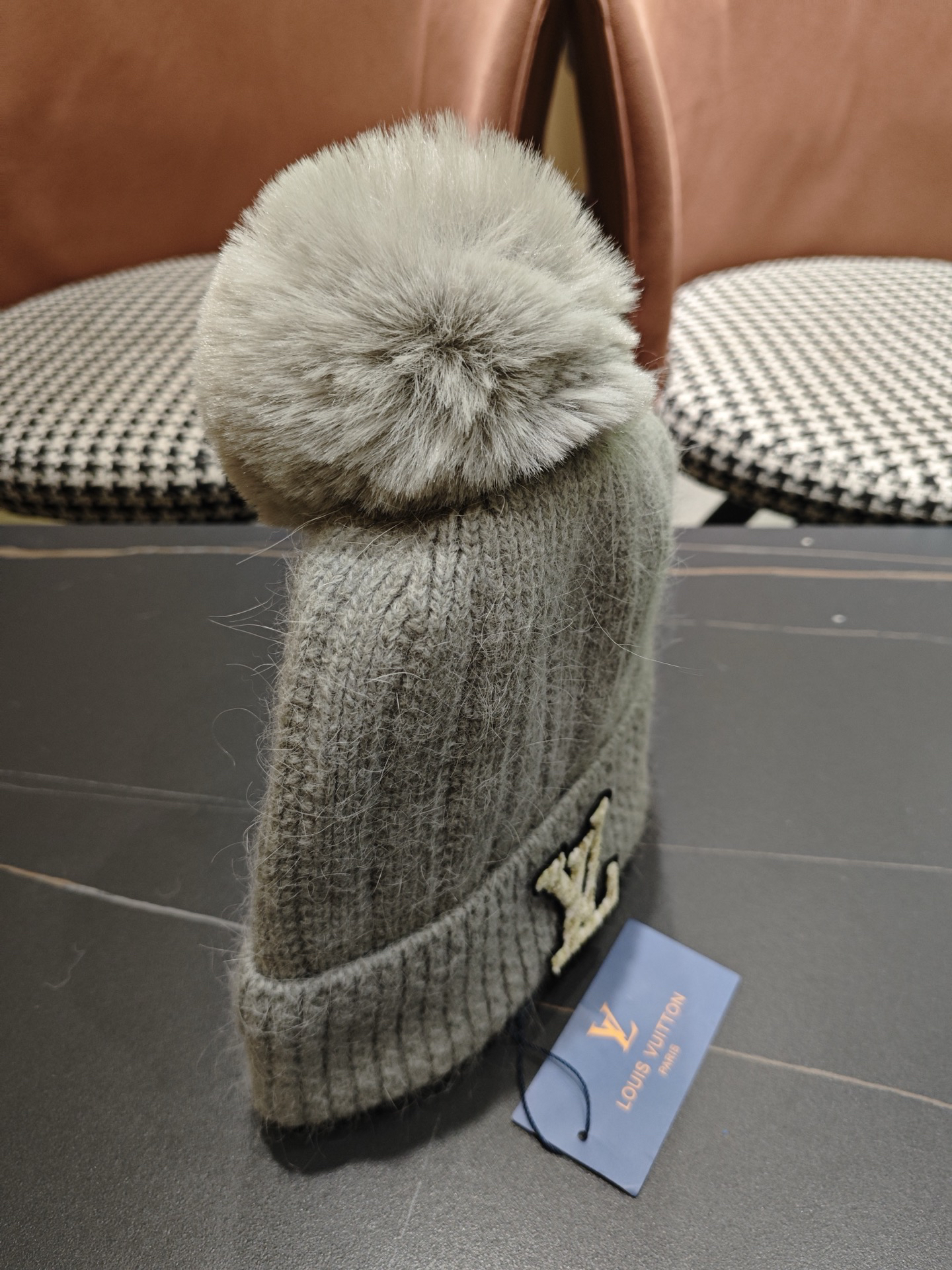 Louis Vuitton Hat - view 9