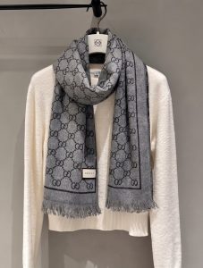 Gucci Scarf - view 9