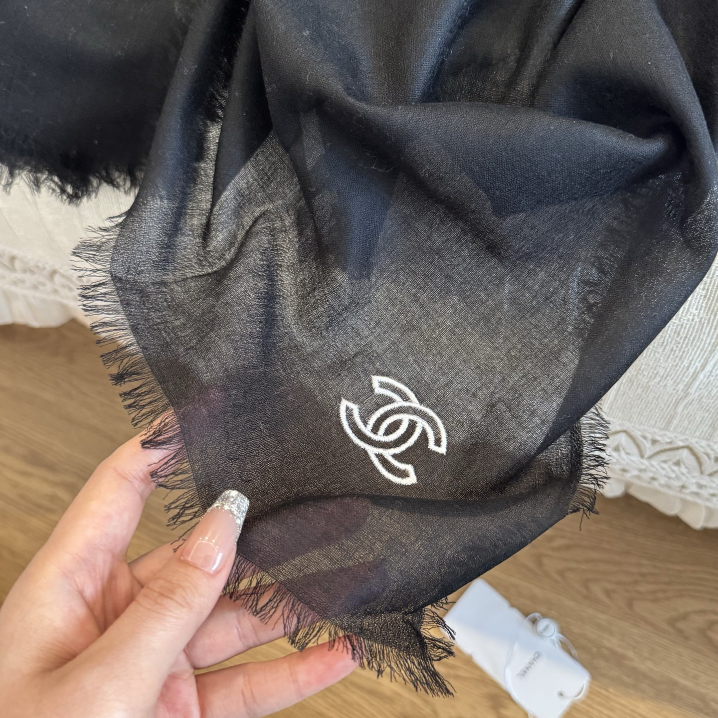 Chanel Shawl - view 9