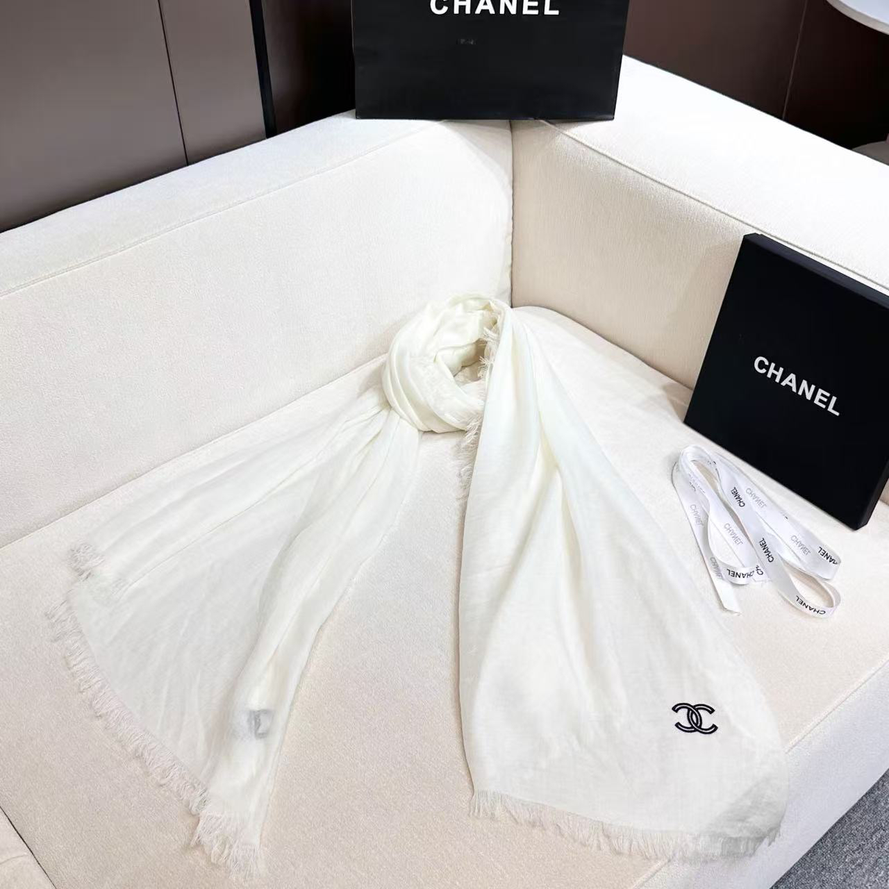 Chanel Shawl - view 4