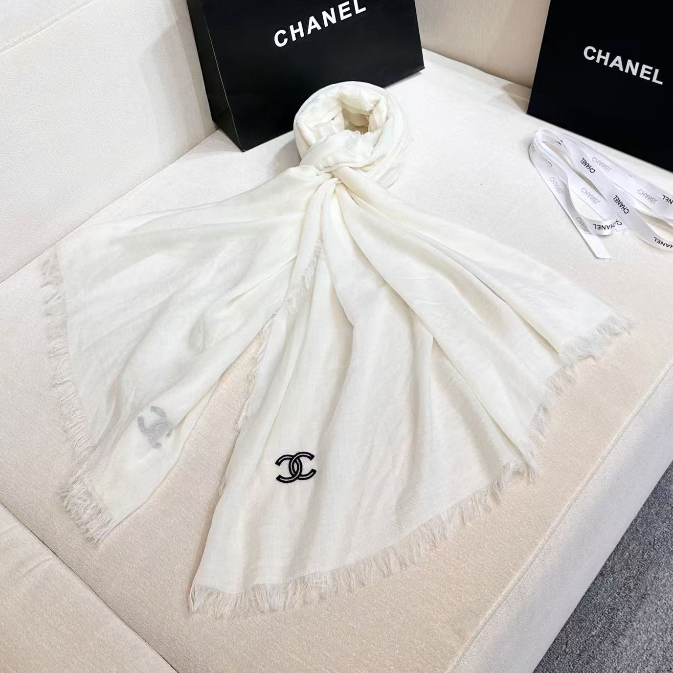 Chanel Shawl - view 6