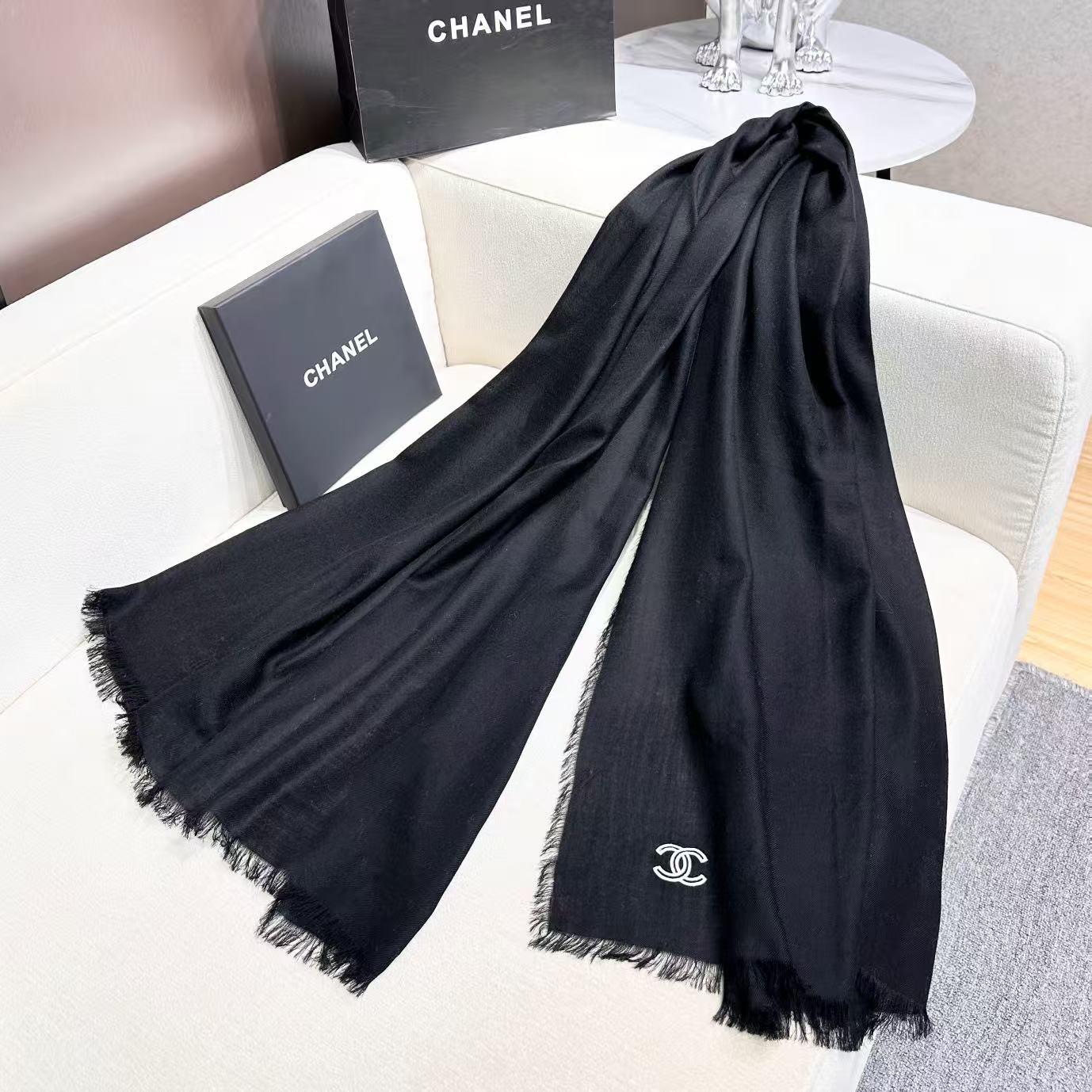Chanel Shawl - view 5