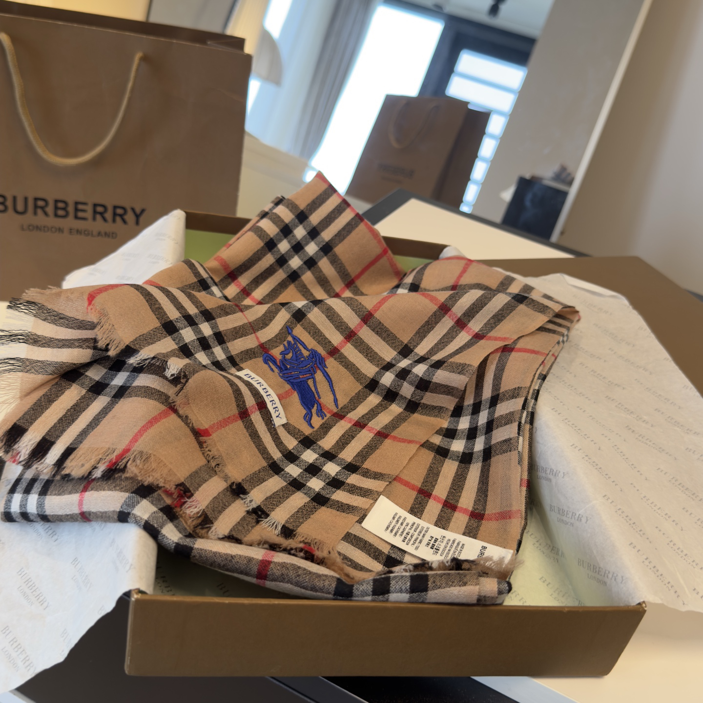 Burberry Shawl - view 4