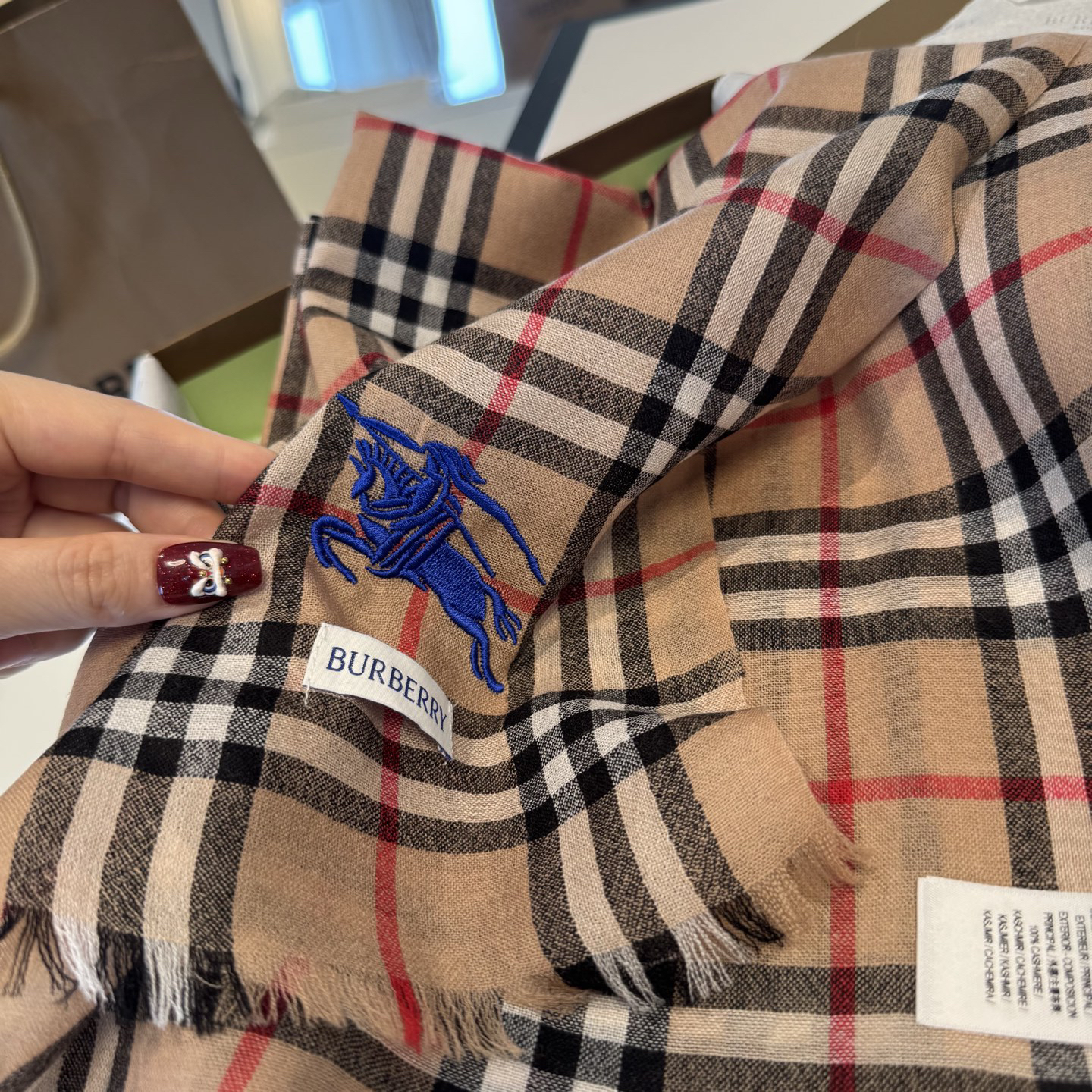 Burberry Shawl - view 5