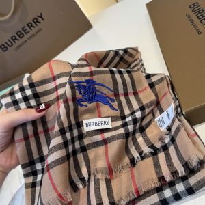 Burberry Shawl - view 6
