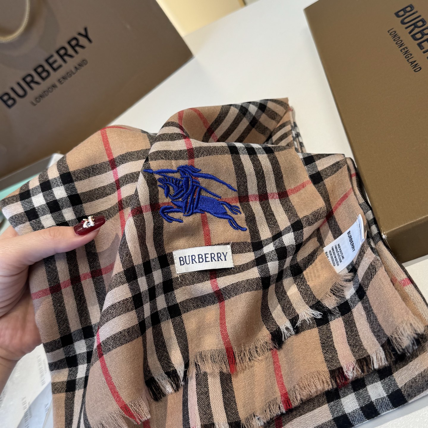 Burberry Shawl - view 6